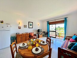 Albufeira Classic 1 With Pool by Homing