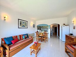 Albufeira Classic 1 With Pool by Homing