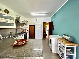 Vilamoura Traditional Villa With Pool