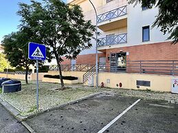 Albufeira Modern 3 With Pool by Homing