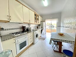 Vilamoura Typical 2 With Pool by Homing