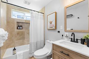 Bodur's Nest Whispering Garden (95762464)