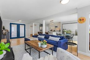 Bodur's Nest Whispering Garden (95762464)