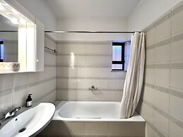 Vilamoura Classic Villa With Pool