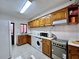 Vilamoura Classic Villa With Pool