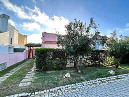 Vilamoura Classic Villa With Pool