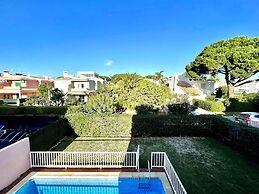 Vilamoura Classic Villa With Pool