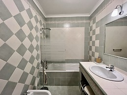 Tavira Palm Tree by Homing