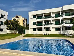 Vilamoura Central 4 With Pool by Homing