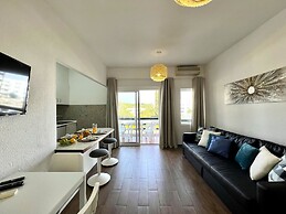 Vilamoura Central 4 With Pool by Homing