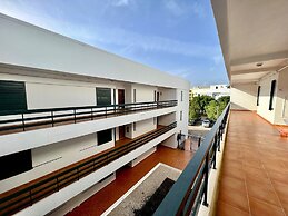 Vilamoura Central 4 With Pool by Homing