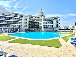 Albufeira SKY Light With Pool by Homing