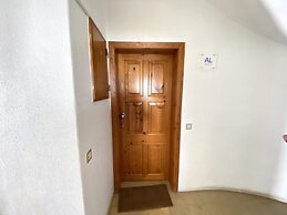 Albufeira Central 5 by Homing