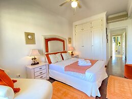 Vilamoura Central 6 With Pool by Homing