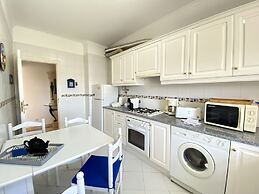 Vilamoura Central 6 With Pool by Homing