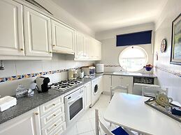 Vilamoura Central 6 With Pool by Homing