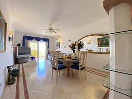 Vilamoura Central 6 With Pool by Homing