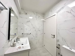 Tavira Central by Homing