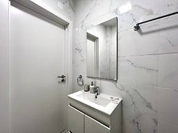 Tavira Central by Homing