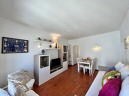 Lagos Ocean Breeze by Homing