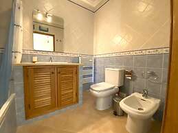 Pêra Amazing Villa With Pool by Homing