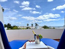 Albufeira Sunset With Pool by Homing