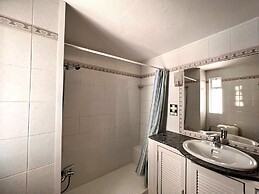 Vilamoura Blue Lagoon With Pool