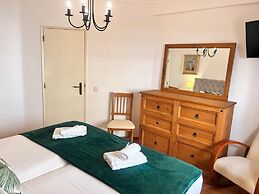 Praia DA Rocha Unique Design With Pool