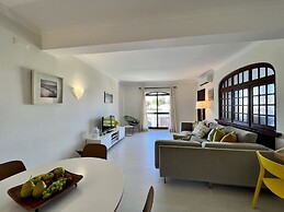 Vilamoura Brightness With Pool by Homing