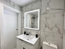 Faro Deluxe by Homing