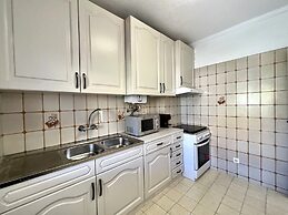 Vilamoura Palm Tree With Pool by Homing