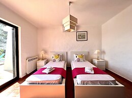 Portimão Bellevue Villa With Pool