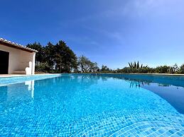 Portimão Bellevue Villa With Pool