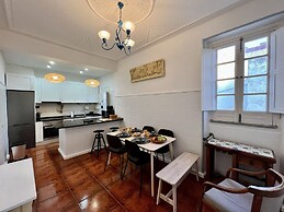 Olhão Historical House by Homing