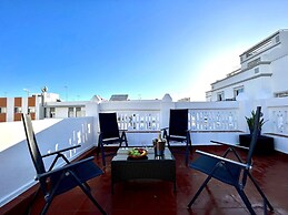 Olhão Historical House by Homing