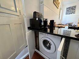 Olhão Historical House by Homing