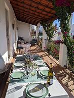 Pêra Vintage Villa With Pool by Homing