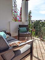 Pêra Vintage Villa With Pool by Homing