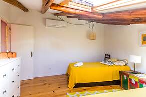 Pêra Vintage Villa With Pool by Homing
