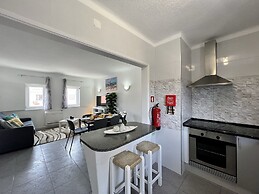 Vilamoura Central 5 by Homing