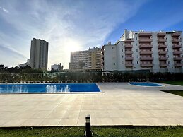 Praia DA Rocha Twins 1 With Pool