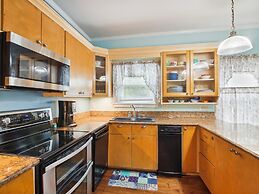 Christy's Beachcomber