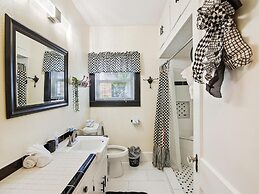 Christy's Beachcomber