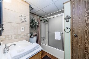 Canyon Creek Lodge 111