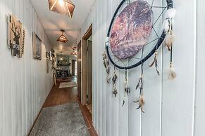 Canyon Creek Lodge 111