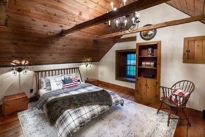 1735 Stone Farmhouse