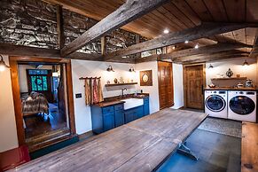 1735 Stone Farmhouse
