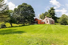 1735 Stone Farmhouse