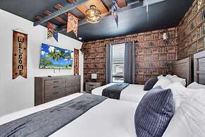 9BED The Goof within 8 miles to Disney