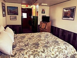 Iron Horse Inn Bed & Breakfast